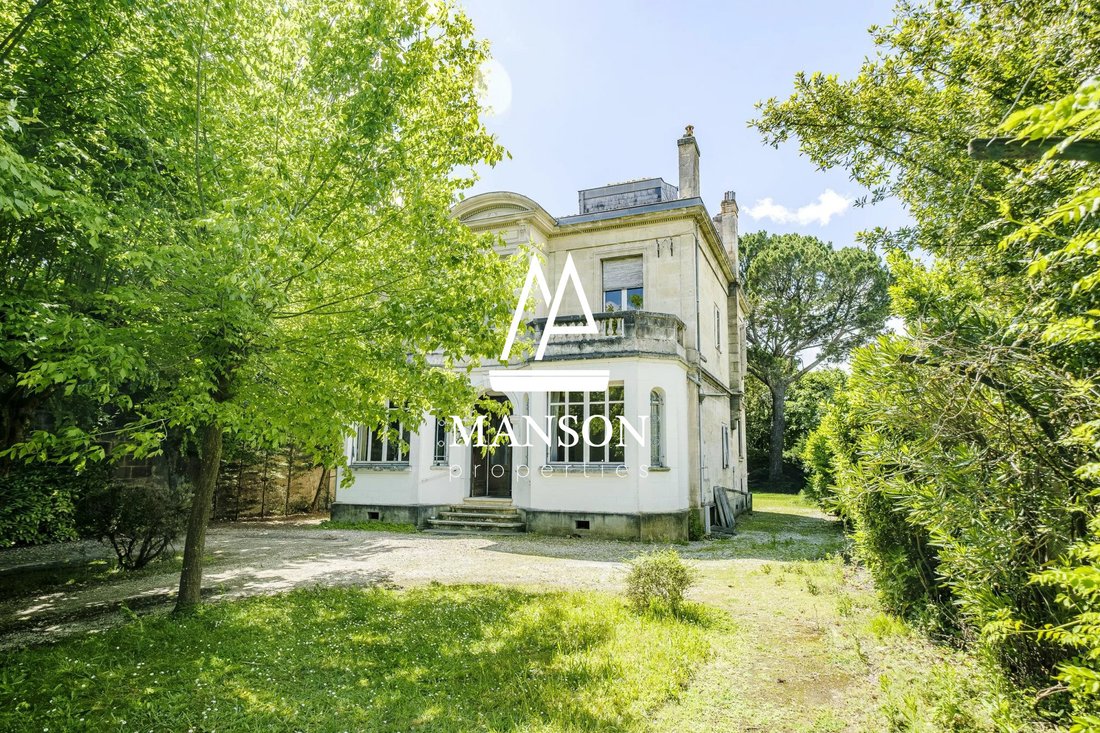 House in Centre-Ermitage, Le Bouscat, France 1 - 17489311