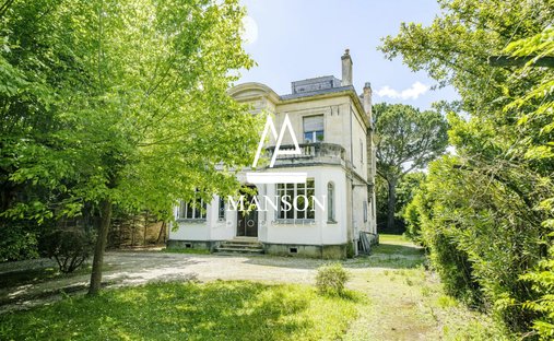 House in Centre-Ermitage, Le Bouscat, France 1