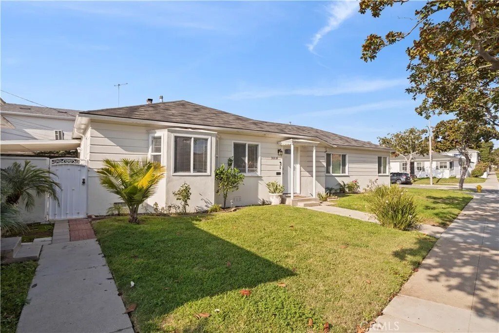 Inglewood, California, United States 1 - 18005296