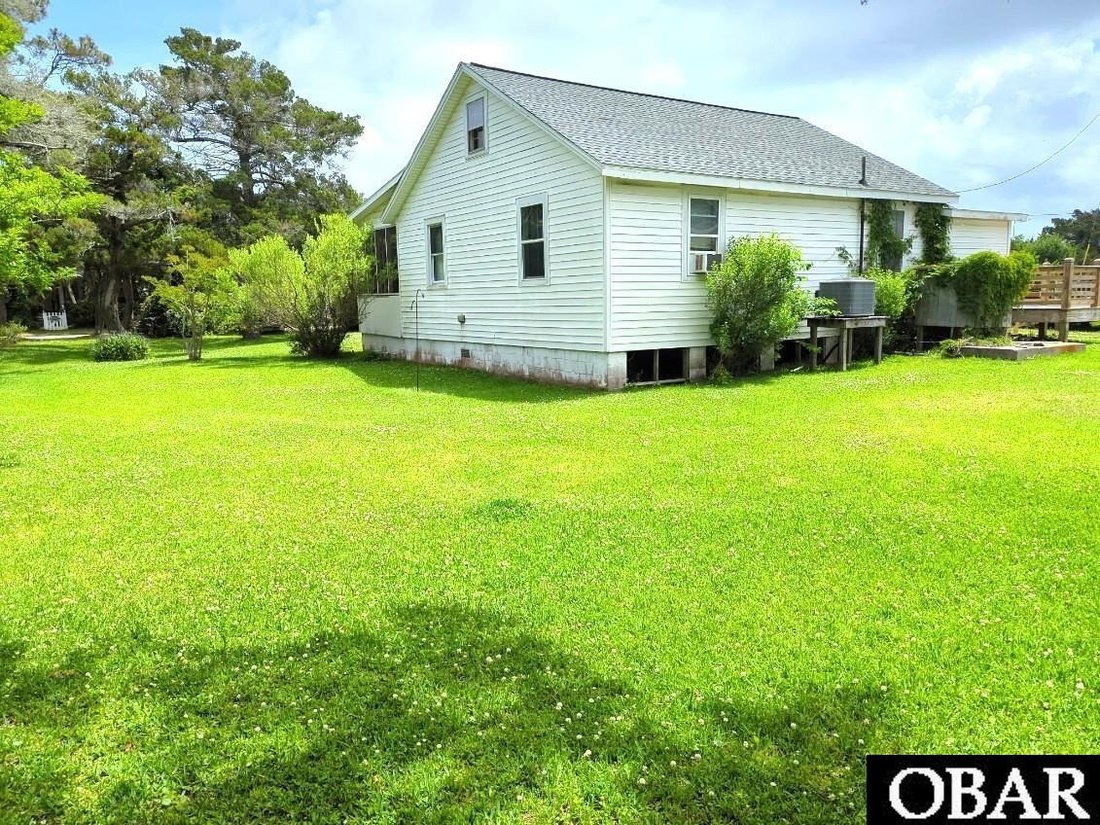 House in Ocracoke, North Carolina, United States 3 - 17999075