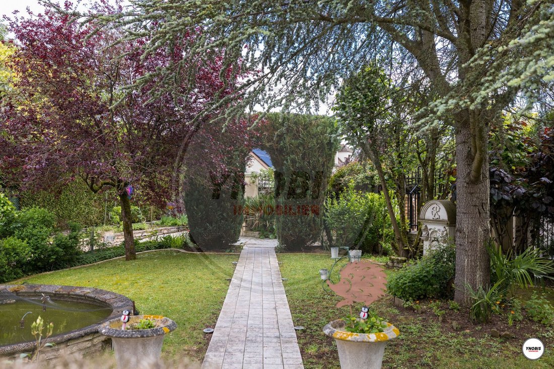 House in Chapet, Ile-de-France, France 2 - 18009505