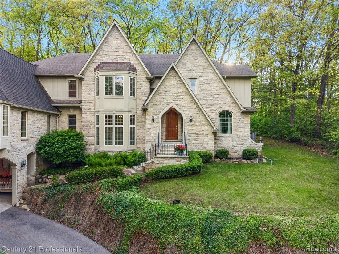 House in Clarkston, Michigan, United States 4 - 17987043