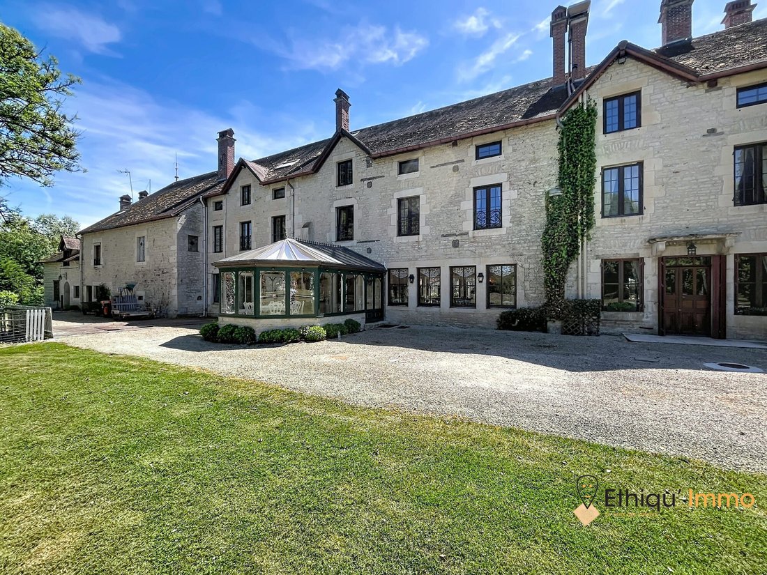 Estate in Laferte-sur-Aube, Grand Est, France 1 - 17995631