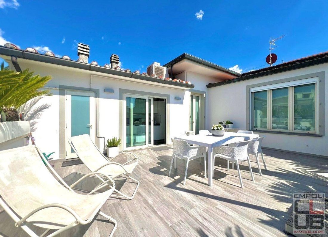 Penthouse in Near Center, Empoli, Tuscany 1 - 18010016