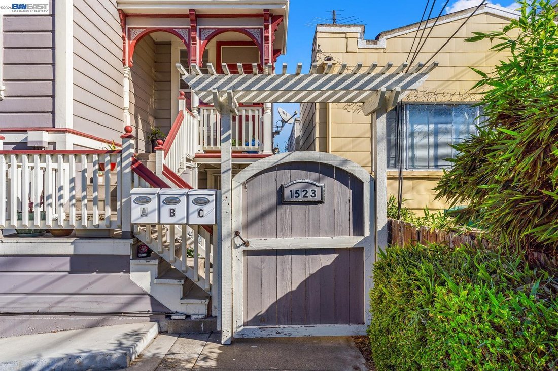 Alameda, California, United States 2 - 18008268