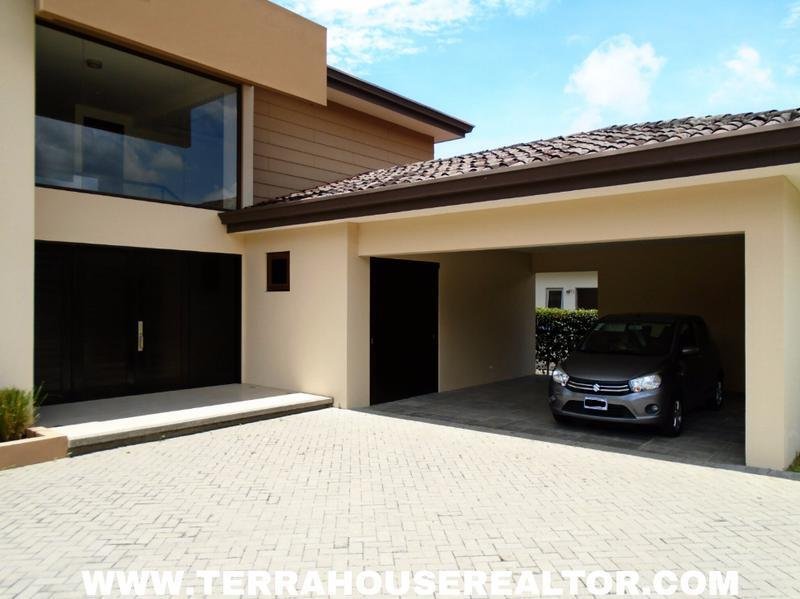 House in Santa Ana, San José Province, Costa Rica 4 - 18004560