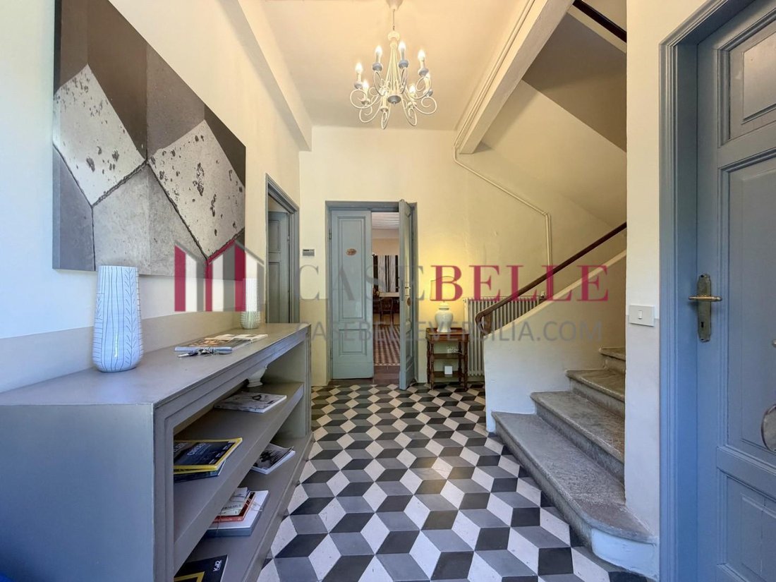 House in Camaiore, Tuscany, Italy 2 - 18010053