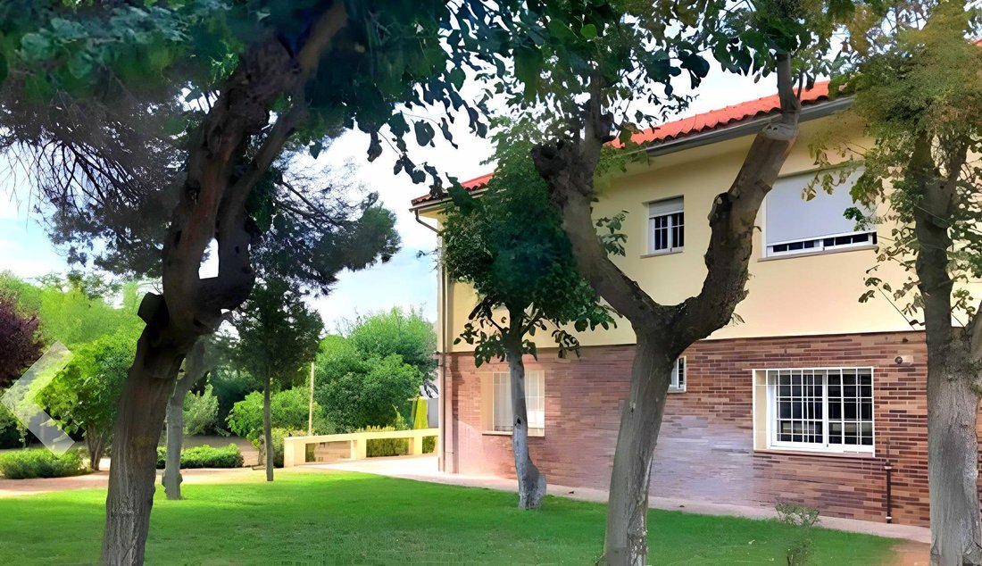Villa in Villanueva del Pardillo, Comunidad de Madrid, Spain 1 - 18007608