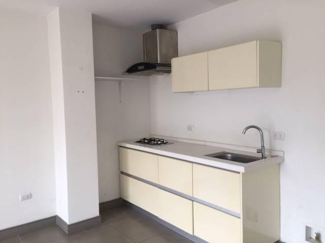 Apartment in Cinco Esquinas, San José Province, Costa Rica 3 - 18004806