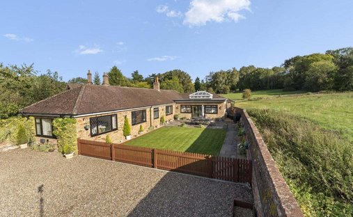 Bungalow en Tatling End, Gerrards Cross, Inglaterra 1