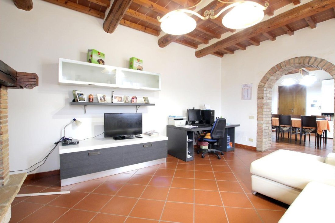 Apartment in Poggibonsi, Tuscany, Italy 3 - 18010461