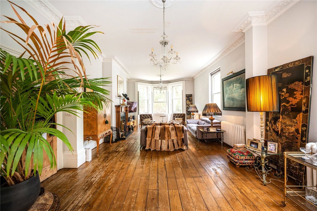 Apartment in Ladbroke Grove, Kensington And Chelsea, England 2 - 18004635