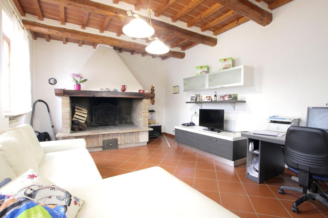Apartment in Poggibonsi, Tuscany, Italy 2 - 18010461
