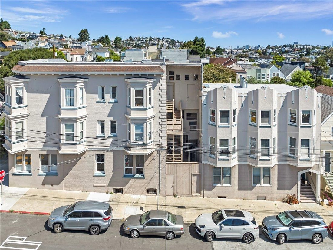 San Francisco, California, United States 1 - 18008246