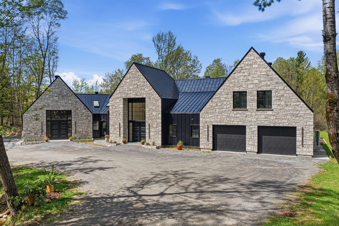 House in Hatley, Quebec, Quebec, Canada 3 - 18010226