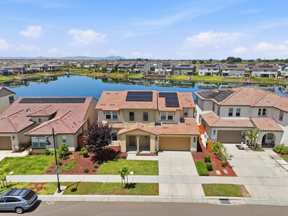 House in Lathrop, California, United States 1 - 18008278