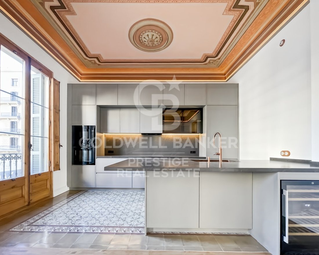 Appartamento a Eixample, Barcellona, Spagna 2 - 16973473