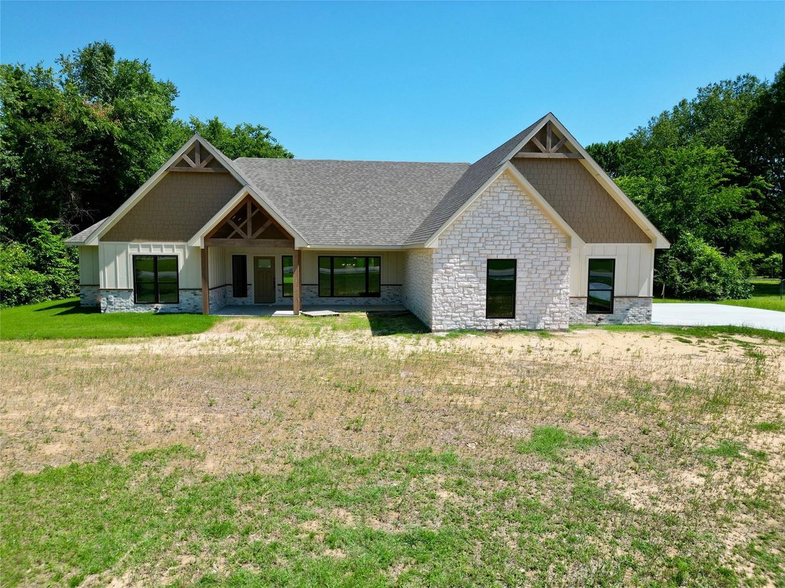 House in Paris, Texas, United States 1 - 18005768