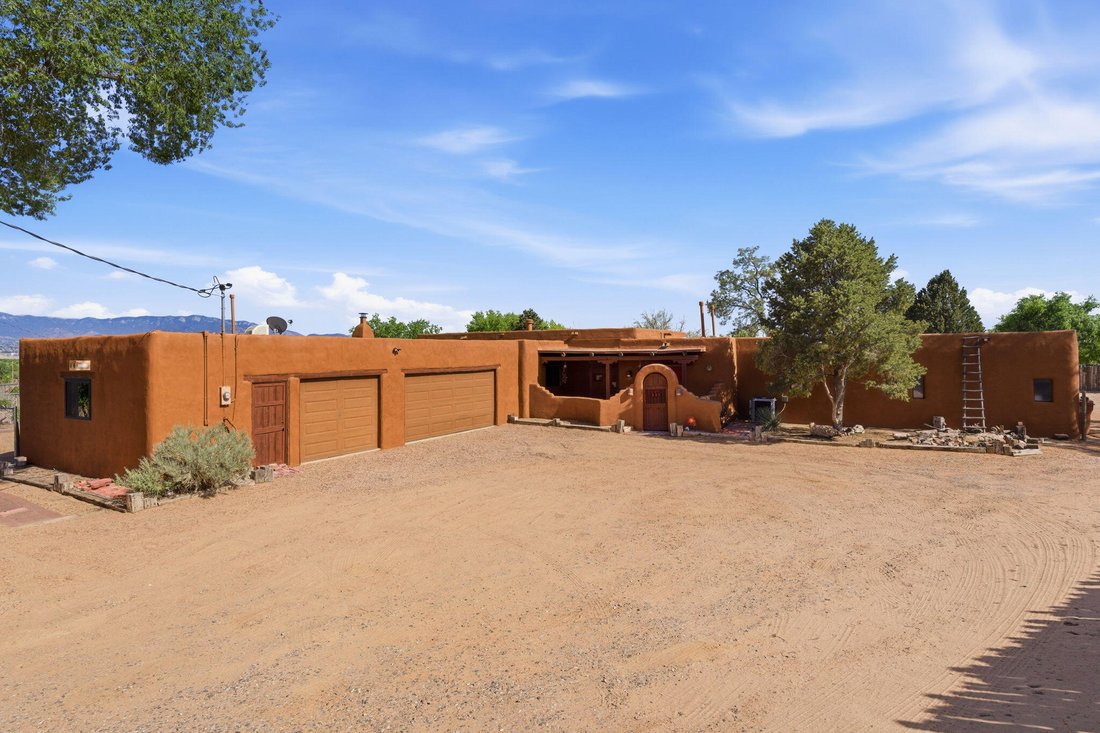 House in Corrales, New Mexico, United States 3 - 18007514