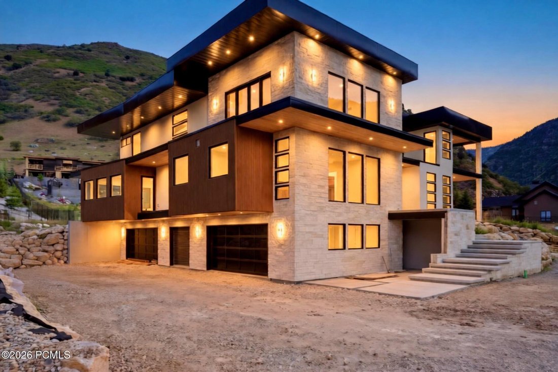 House in Cottonwood Heights, Utah, United States 2 - 18012537