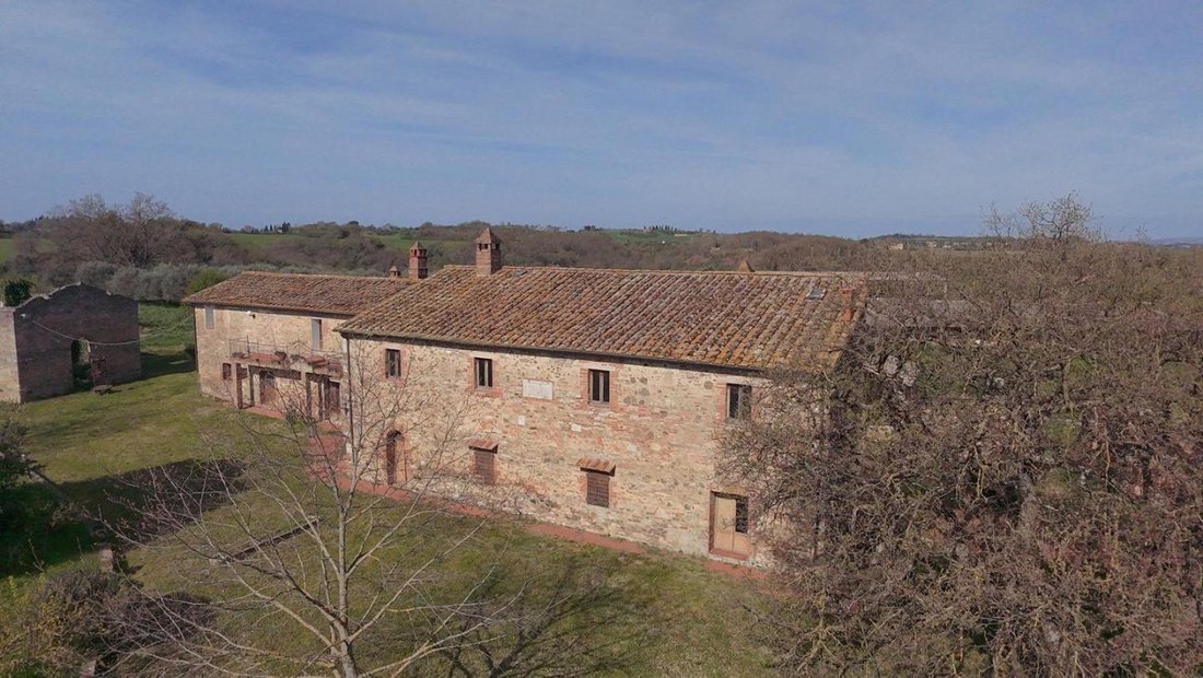 Country House in Asciano, Tuscany, Italy 1 - 18010359