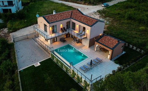 House in Višnjan, Istria County, Croatia 1