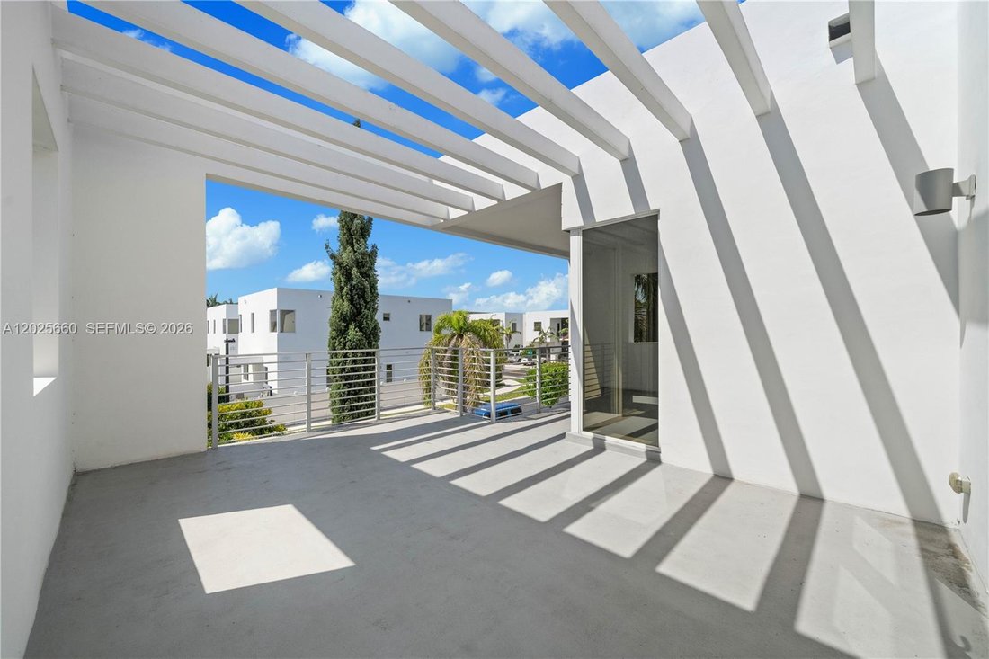 House in Doral, Florida, United States 5 - 18008018