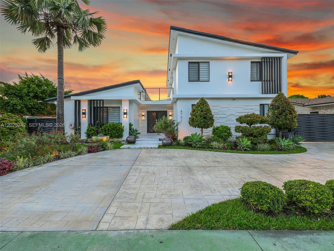 House in Miami, Florida, United States 2 - 18008017