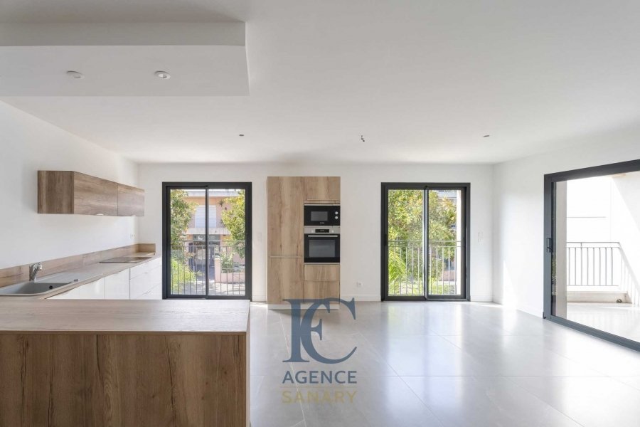 Apartment in Sanary-sur-Mer, Provence-Alpes-Côte d'Azur, France 2 - 18009014