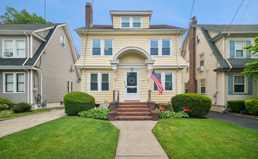 House in Elizabeth, New Jersey, United States 1