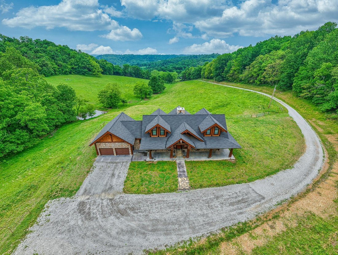 House in Belfast, Tennessee, United States 2 - 18009935