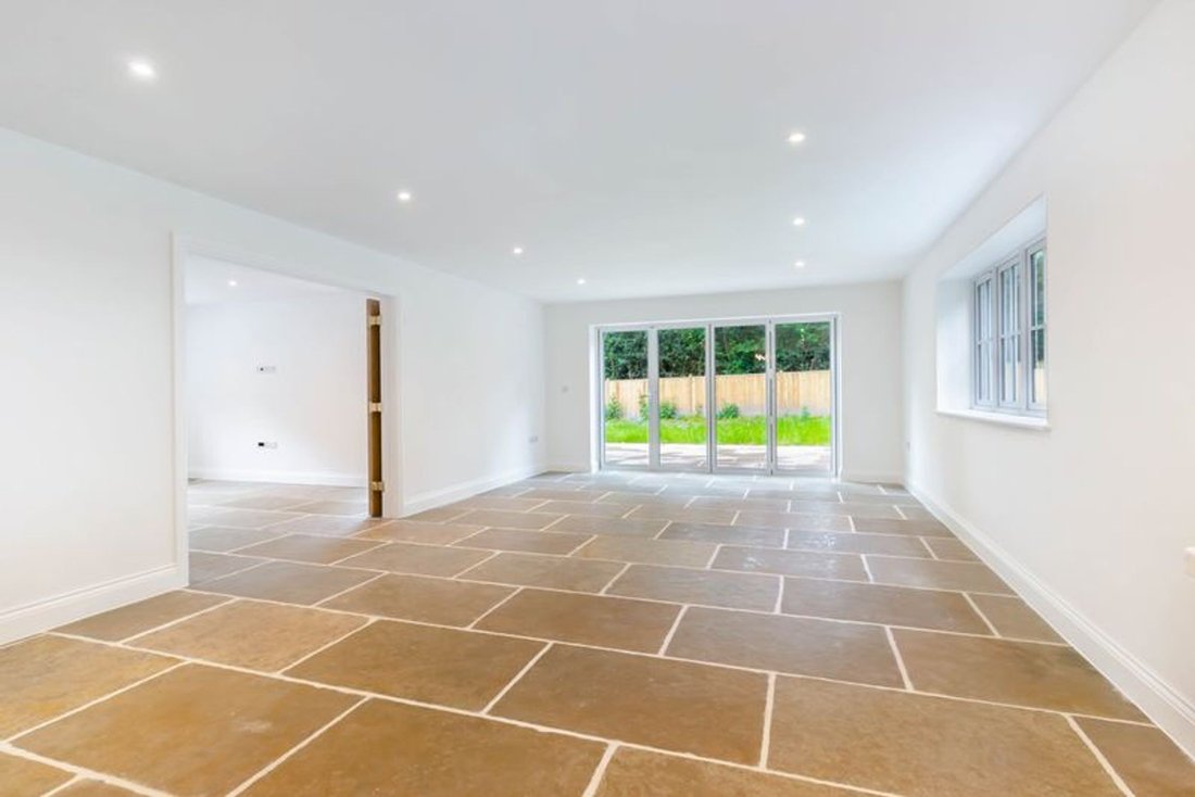 House in Fletching, England 4 - 18006230