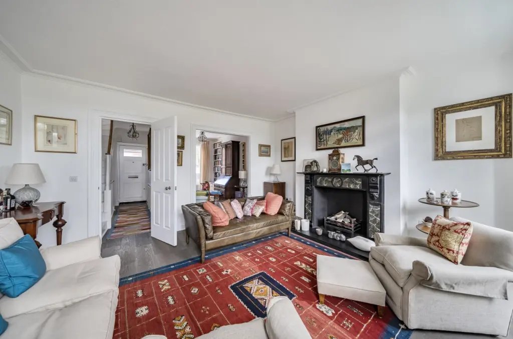 Townhouse in Holly Village, Haringey, England 5 - 18007702