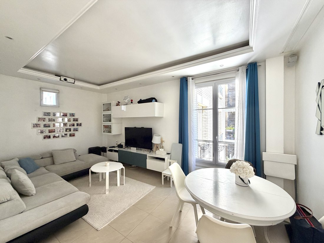 Apartment in Saint-Mande, Ile-de-France, France 2 - 18005943