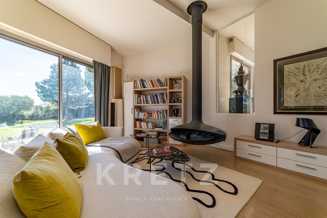 Villa in Montagne des Chèvres, Villeneuve-lès-Avignon, France 4 - 18010491