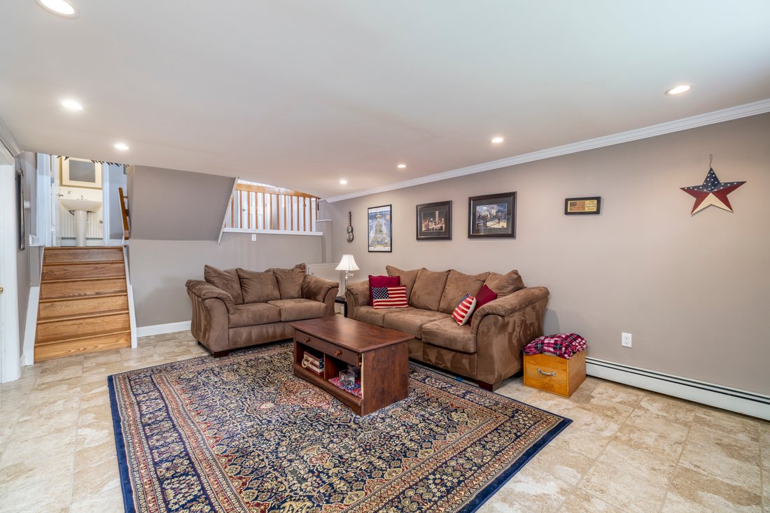 House in East Rockaway, New York, United States 3 - 18007212
