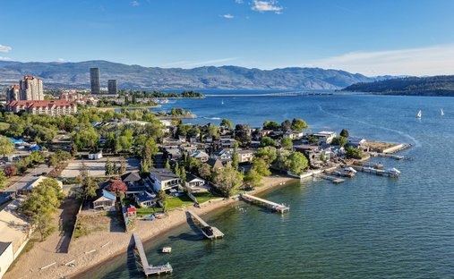 Maison à Kelowna, Colombie-Britannique, Canada 1