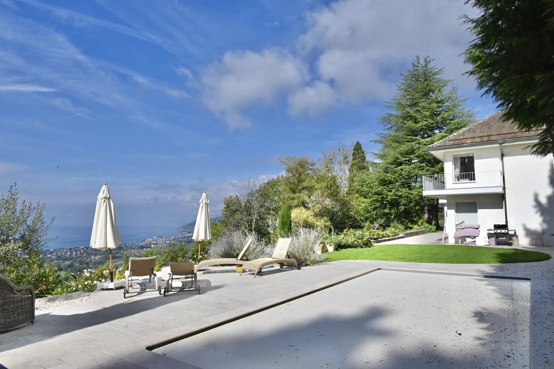 Villa in Montreux, Vaud, Switzerland 1 - 16321845