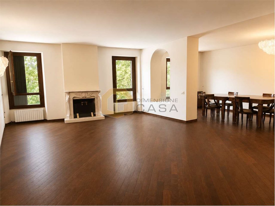 Apartment in Historic Center, Brescia, Lombardy 1 - 18008213