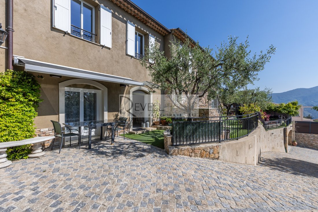 Estate in Carros, Provence-Alpes-Côte d'Azur, France 5 - 18005884