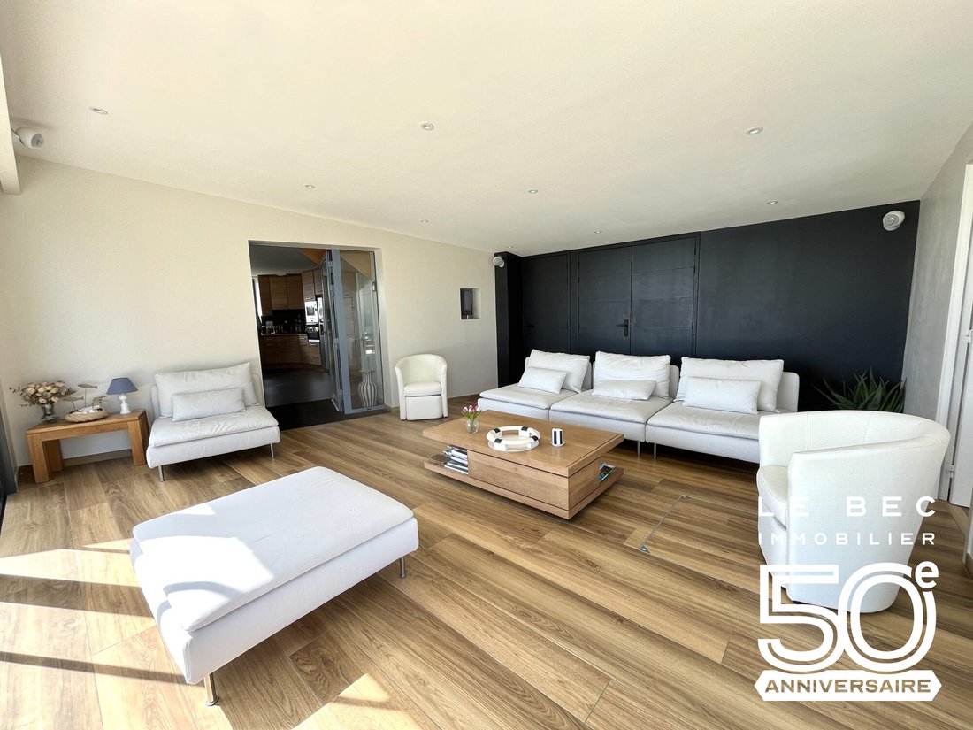 Estate in Zone Urbaine, Arradon, France 4 - 18009246