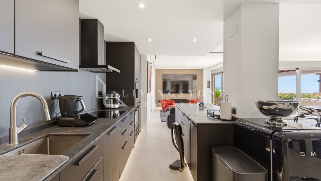 Apartment in Benahavis, Andalusia, Spain 5 - 18007713