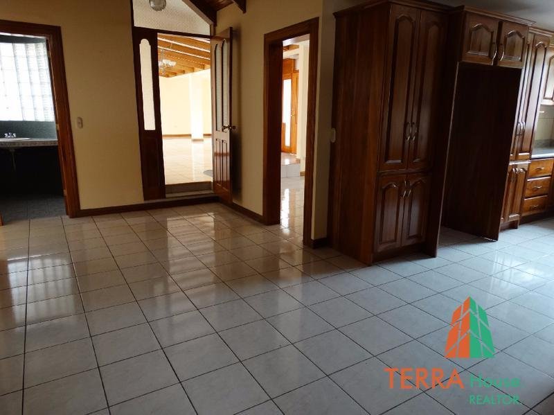 House in Escazu, San José Province, Costa Rica 4 - 18004562