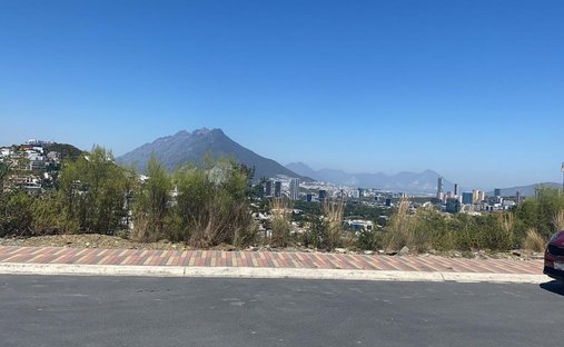 Terreno a San Pedro Garza García, Nuevo León, Messico 1
