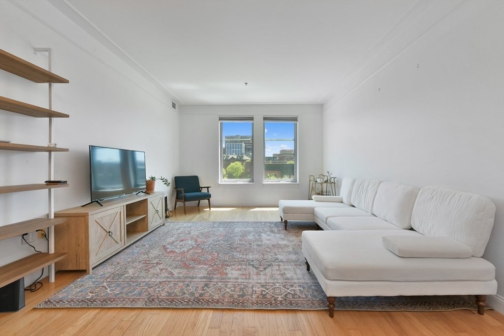 Condo in Boston, Massachusetts, United States 1 - 18010289