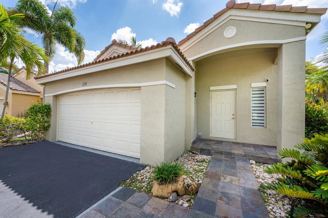 House in Weston, Florida, United States 3 - 18009546