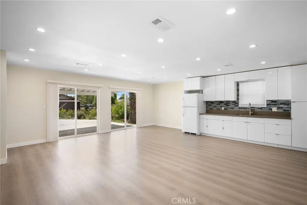 Condo in Los Angeles, California, United States 4 - 18008436
