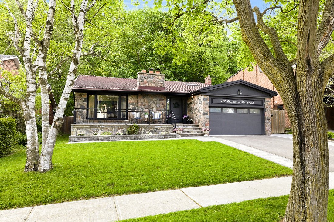 House in Toronto, Ontario, Canada 2 - 18010404