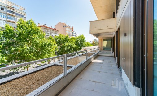 Apartment in Alvalade, Lisbon, Portugal 1
