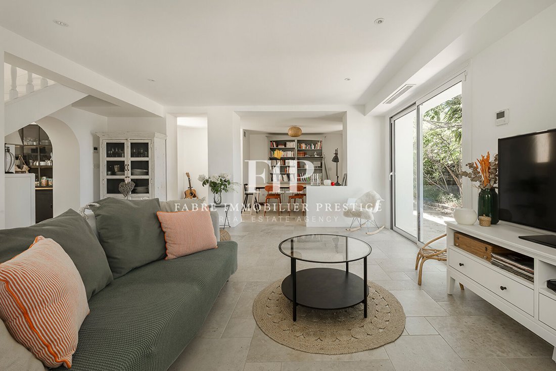 Villa in Le Redon, Marseille, Provence-Alpes-Côte d'Azur 4 - 18011347